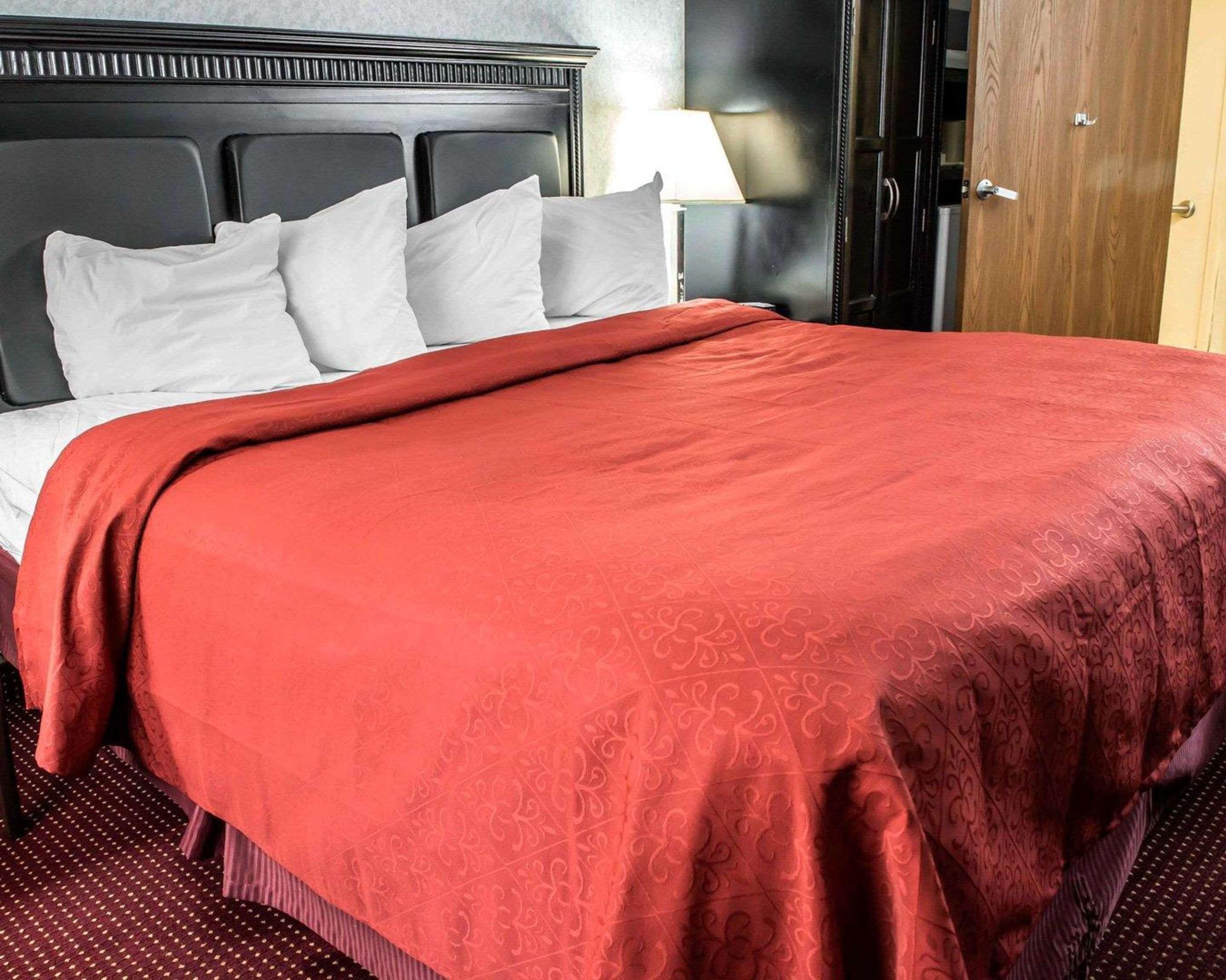 Quality Inn & Suites North Gibsonia Eksteriør bilde