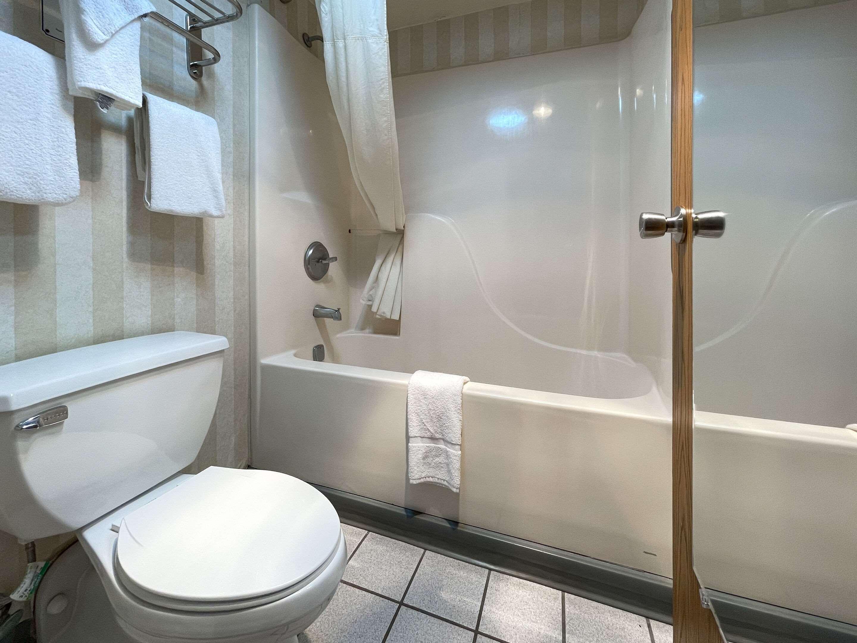 Quality Inn & Suites North Gibsonia Eksteriør bilde