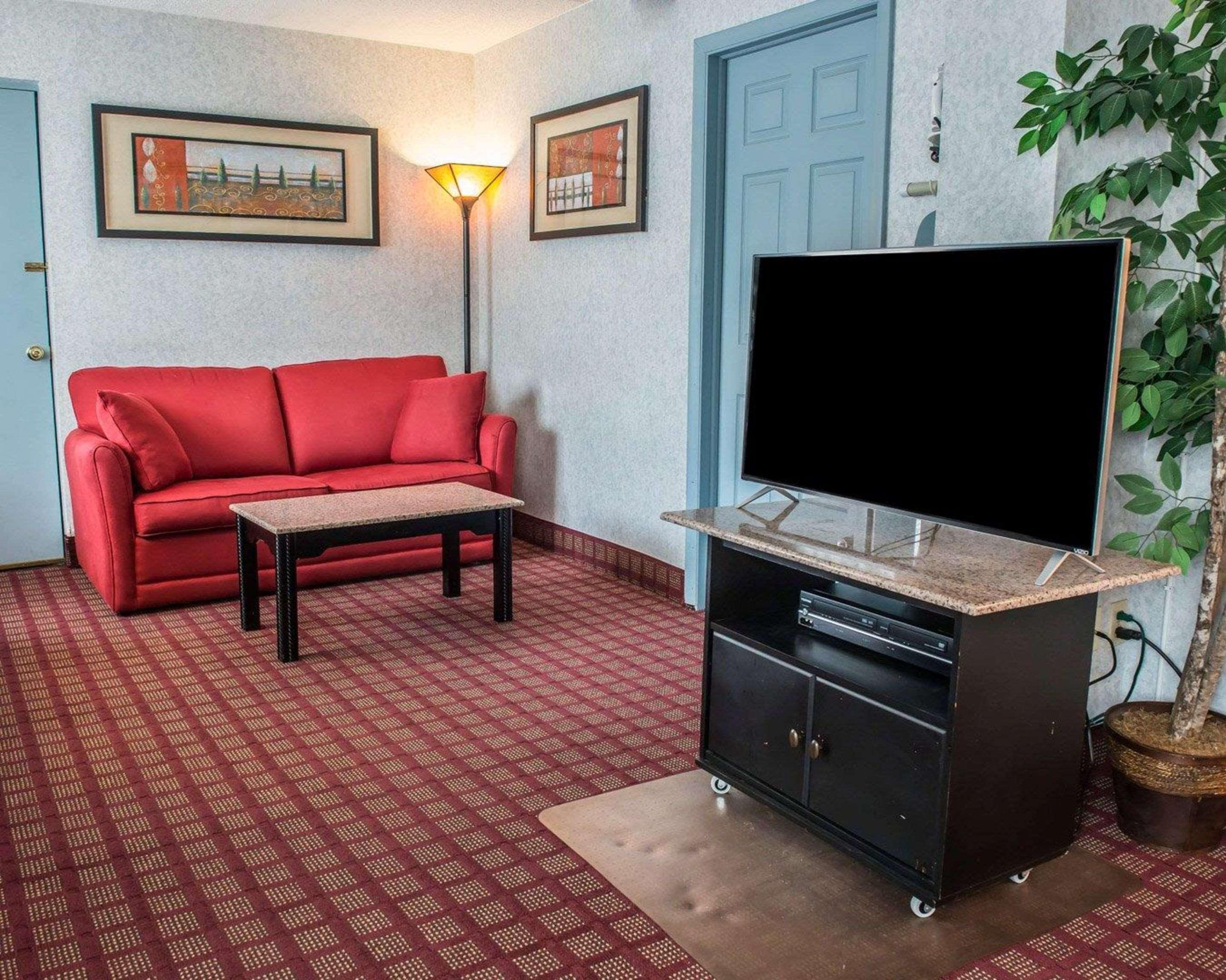 Quality Inn & Suites North Gibsonia Eksteriør bilde